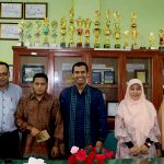 Dekan Berangkatkan Dosen FTIK untuk Studi S3 ke Australia
