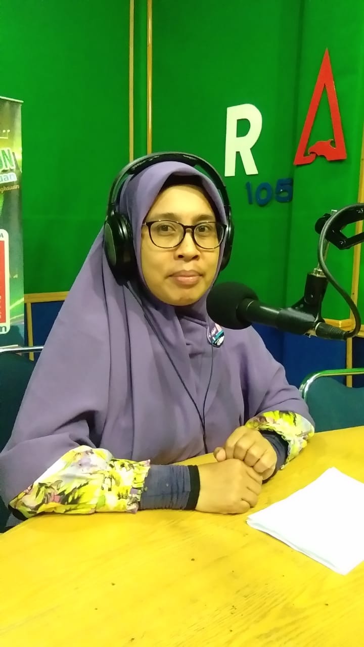 How to Teach Vocabulary in English for Children Especially at Home (on Air RAU FM)