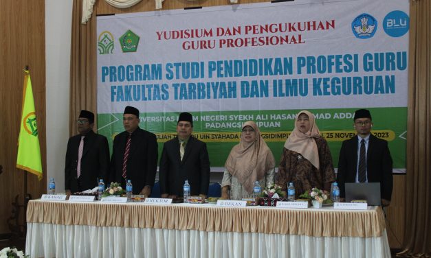 143 Mahasiswa PPG LPTK UIN Syekh Ali Hasan Ahmad Addary Padangsidimpuan Ikuti Pengukuhan Guru Profesional Batch 1 Tahun 2023