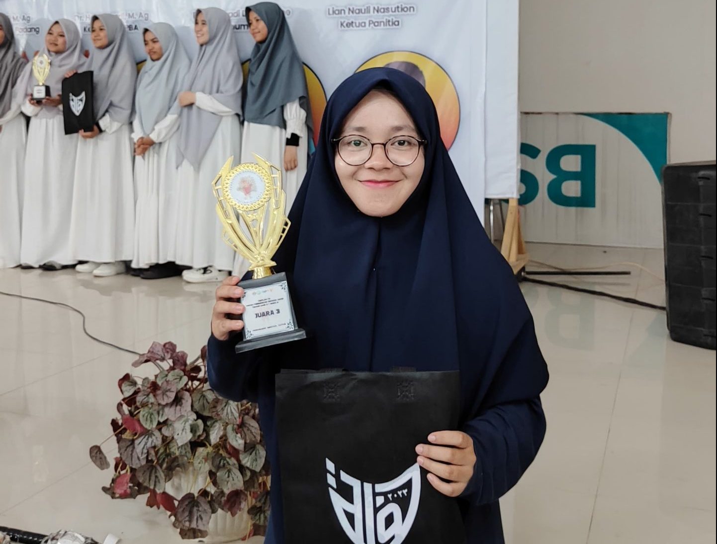 Fadilah Hasibuan Meraih Juara 3 Bidang Qiroatul Kutub