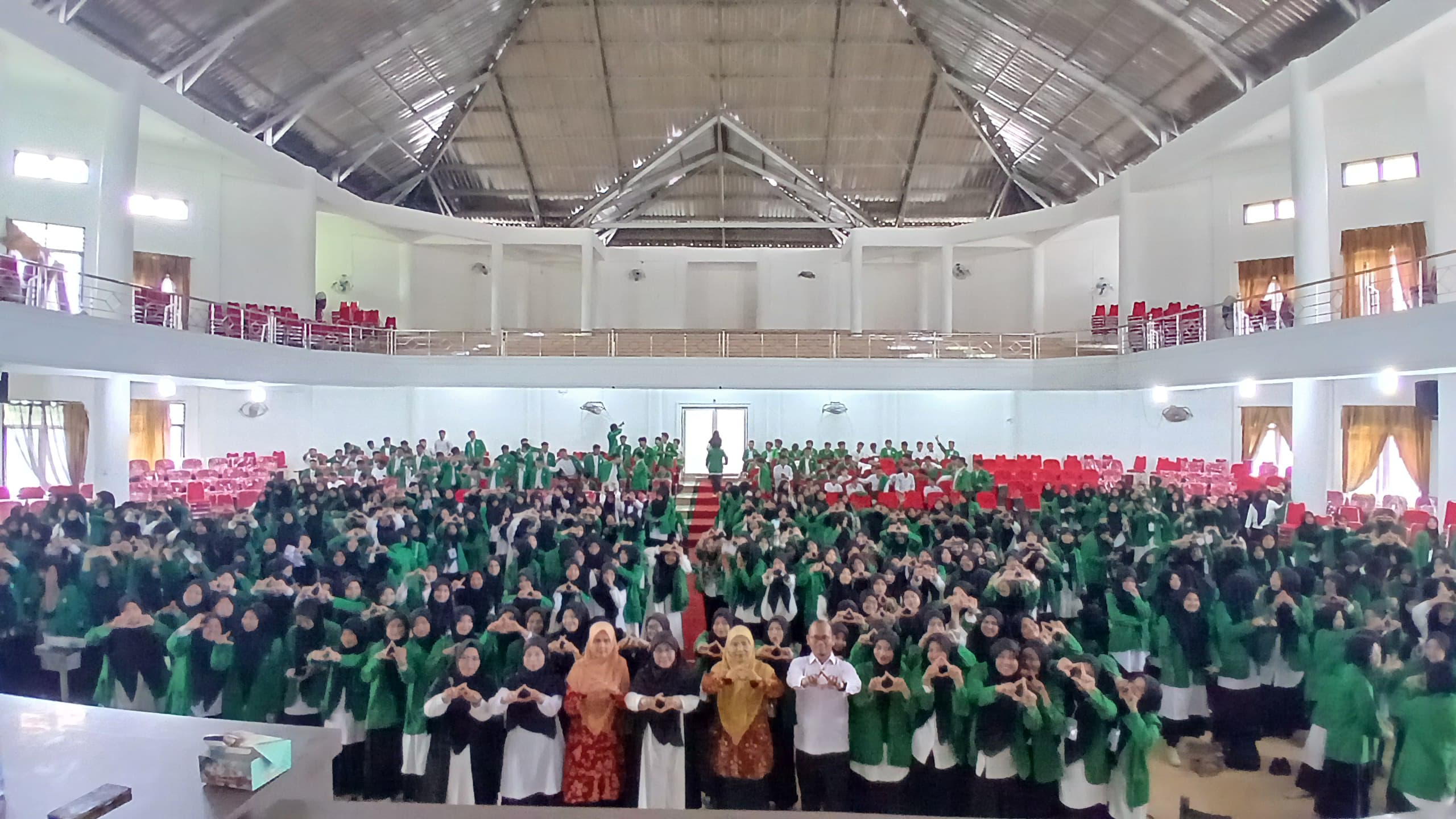 KEGIATAN PEMBEKALAN PENGENALAN LAPANGAN PERSEKOLAHAN