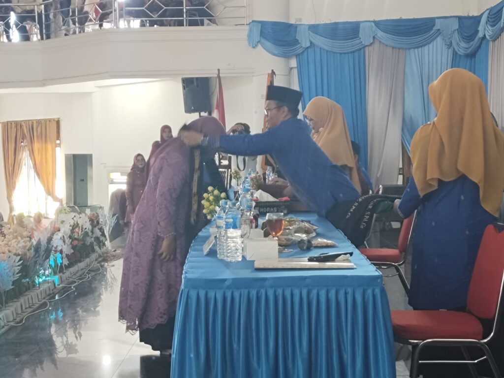 UIN Syahada Padangsidimpuan Kukuhkan 1309 Guru Profesional