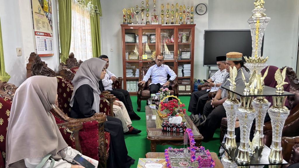 Mahasiswa Pendidikan Bahasa Arab UIN Syahada Ukir Prestasi, Bawa Pulang Juara Umum dari Bengkulu