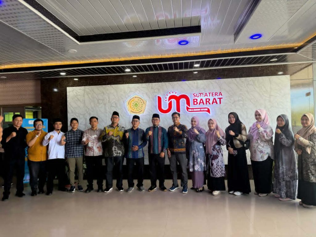 KERJA SAMA STRATEGIS FTIK UIN SYAHADA PADANGSIDIMPUAN DAN UM SUMATERA BARAT PERKUAT KOLABORASI TEKNOLOGI INFORMASI