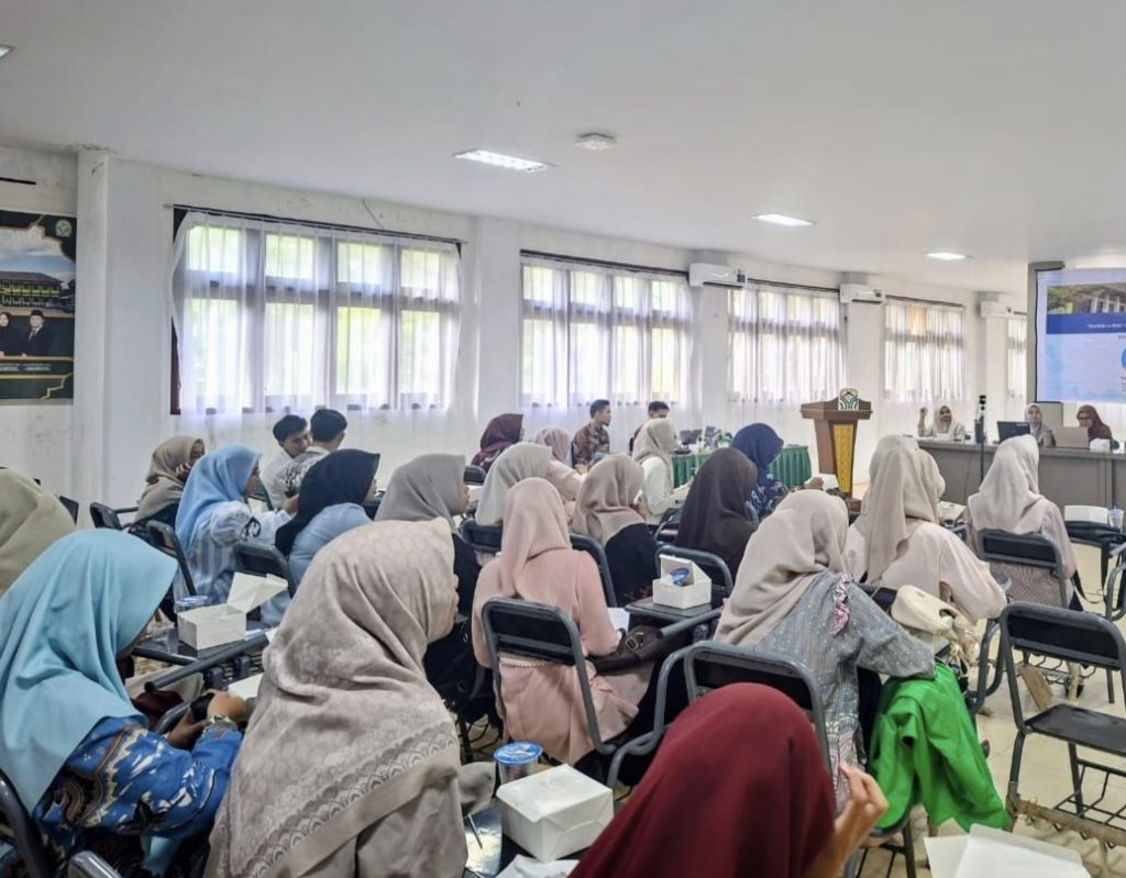 Dari Kelas ke Bumi: 7 Universitas Kolaborasi Bangun Kepedulian Lingkungan Lewat Kimia